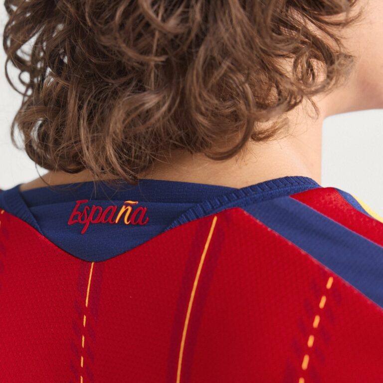 Camisa_I_Jogador_Espanha_26_Vermelho_JN4366_HM9 (1)